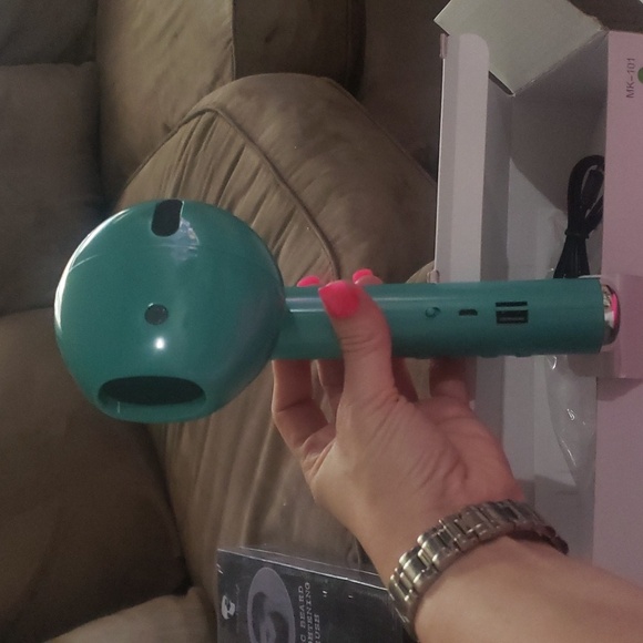 Bluetooth speaker - Picture 3 of 3